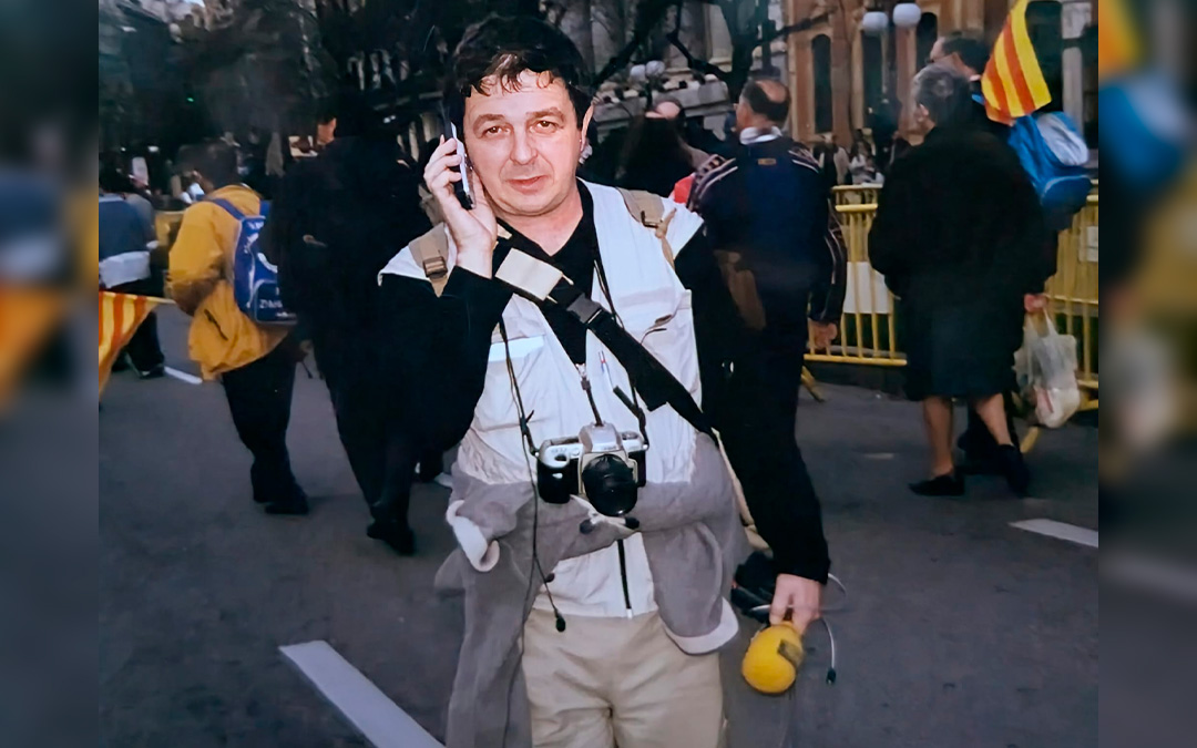 Néstor Fontoba en la cobertura de la manifestación en Madrid contra el trasvase./ L.C.
