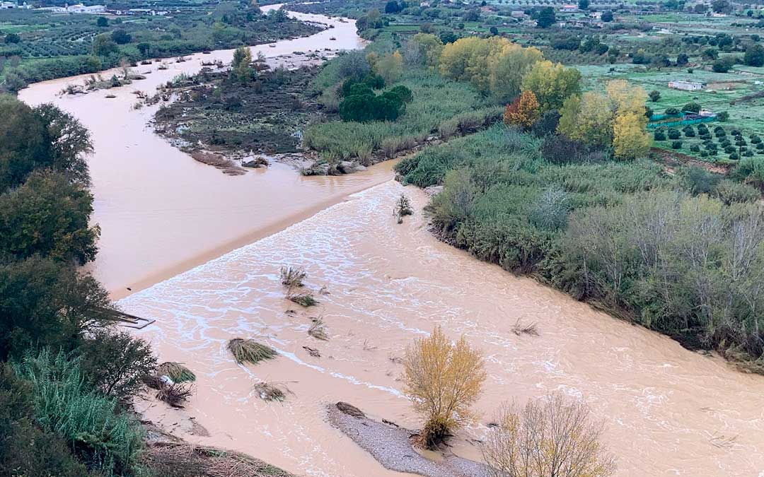 Río Matarraña a su paso por Nonaspe este jueves./ A. Zurita