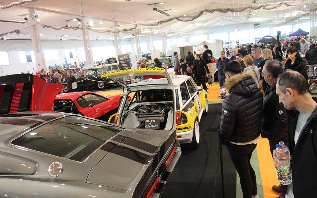 Autoclassic 2024, la XXVII Feria del Vehículo Clásico de Alcañiz. / B. Severino