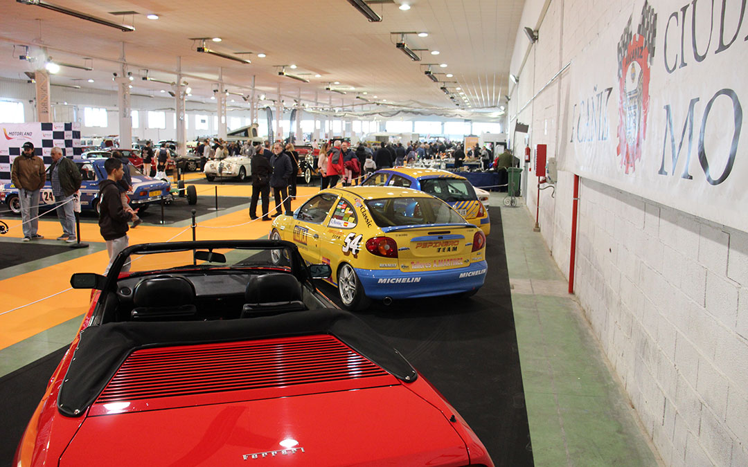 Autoclassic 2024, la XXVII Feria del Vehículo Clásico de Alcañiz. / B. Severino