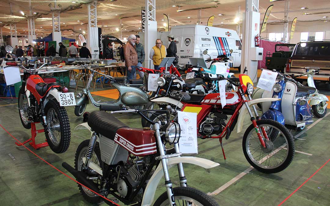 Autoclassic 2024, la XXVII Feria del Vehículo Clásico de Alcañiz. / B. Severino