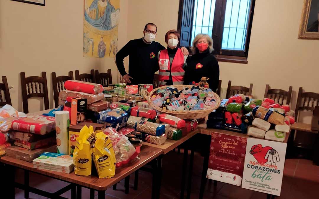 Imágenes actuales y pasadas de la Campaña del Kilo de Muniesa./R. Blasco