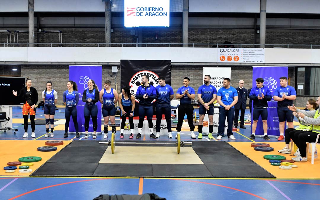 Momentos estelares de la I Copa de Aragón de halterofilia. / L.C.