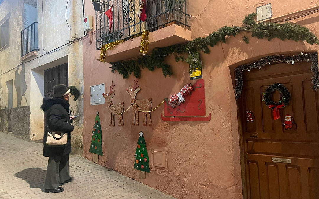 VI Concurso Fachadas Navideñas Chiprana./ S.F.