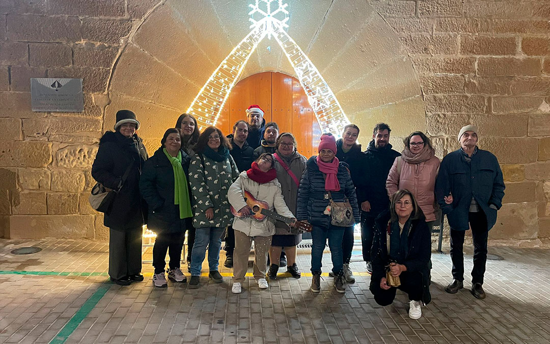 VI Concurso Fachadas Navideñas Chiprana./ S.F.