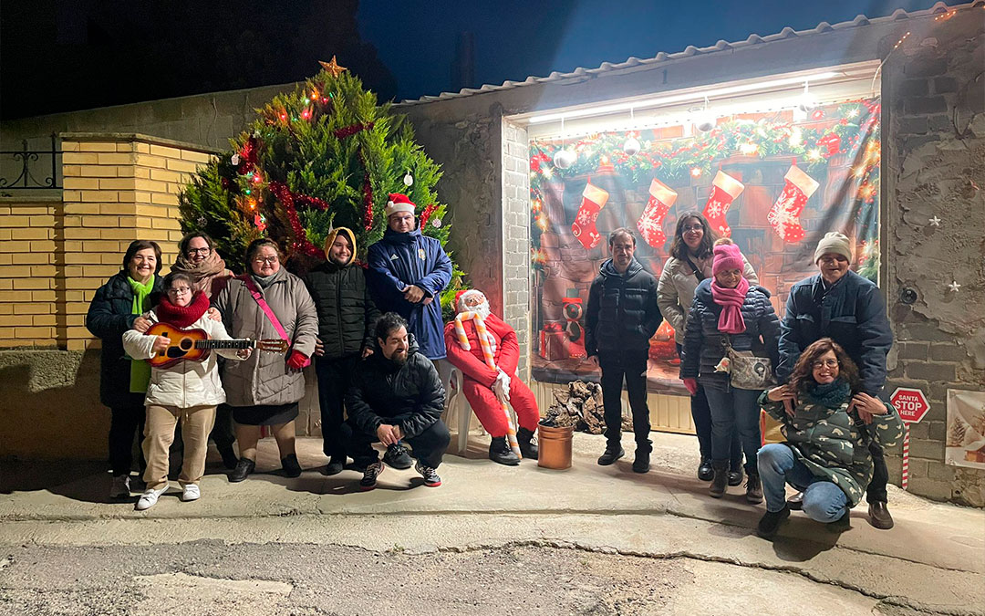 VI Concurso Fachadas Navideñas Chiprana./ S.F.