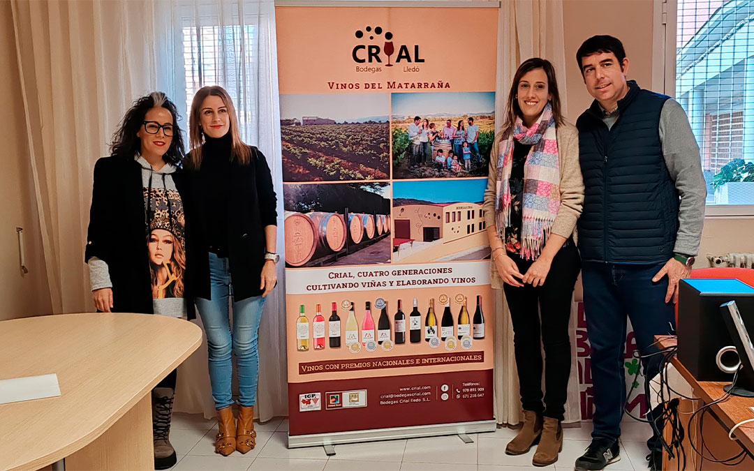 Foto de archivo del IES Mar de Aragón con bodegas Crial./ IES Mar de Aragón