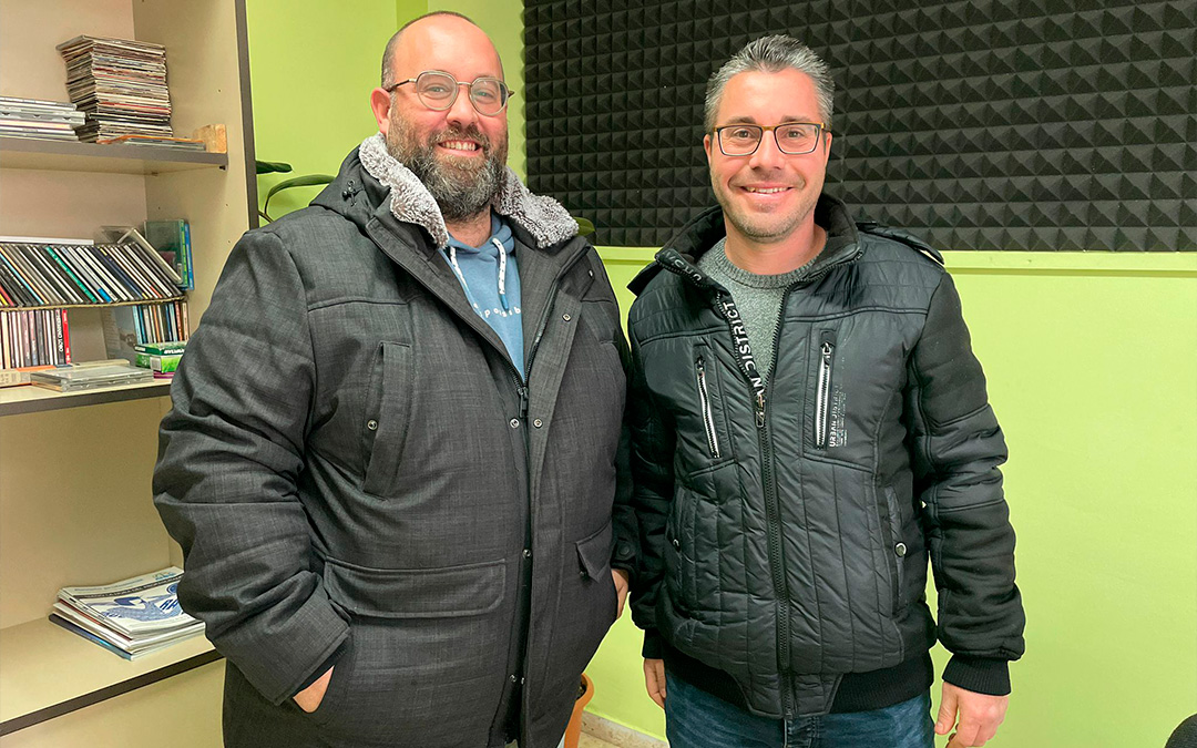José Antonio Pérez y David García en Radio Caspe./ S.F.