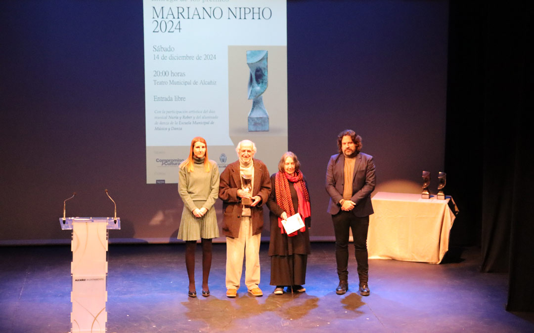 Galería 22 de La Fresneda en la recogida del premio Mariano Nipho al arte./ Sandra Jiménez