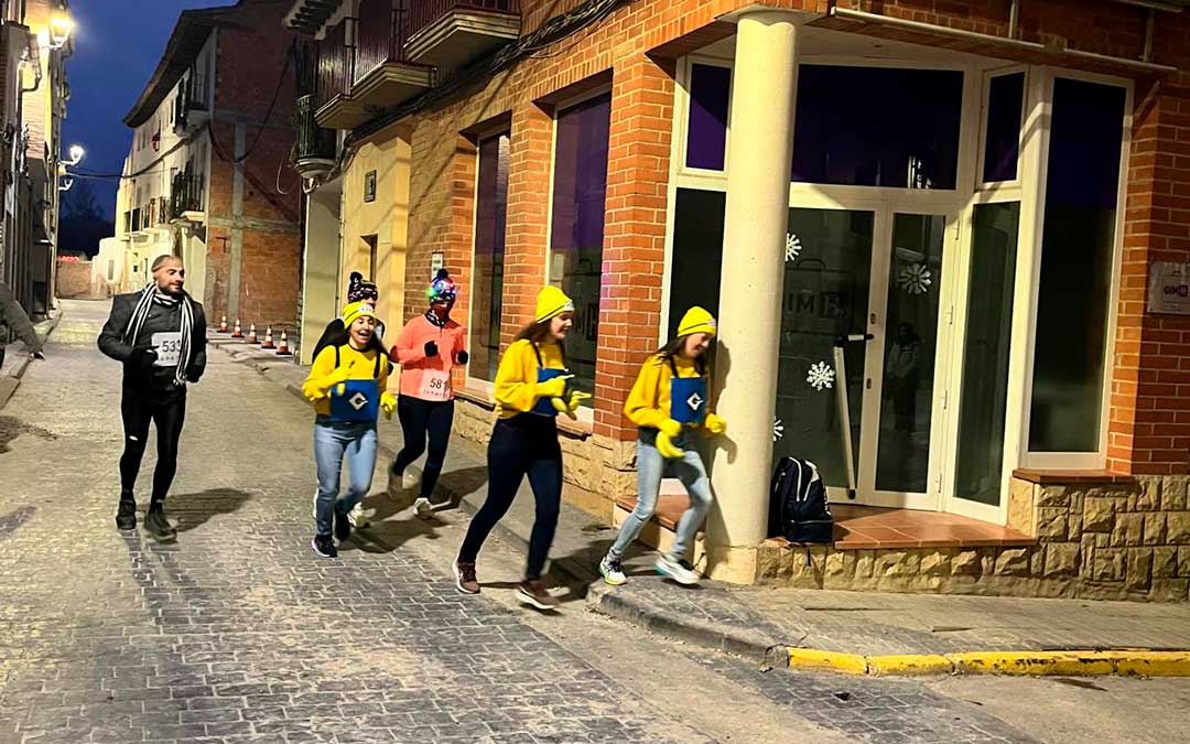 Los Minions se llevaron el premio al disfraz en Híjar. / Culturhijarte