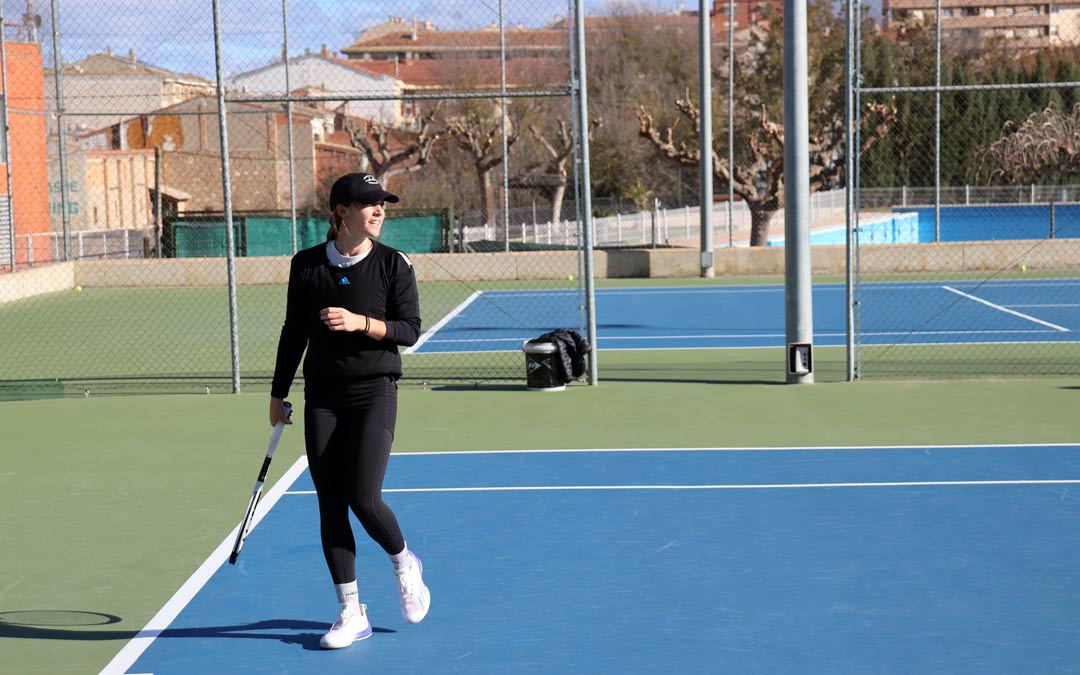 Irene Burillo durante el clínic en Caspe./ Sandra Jiménez