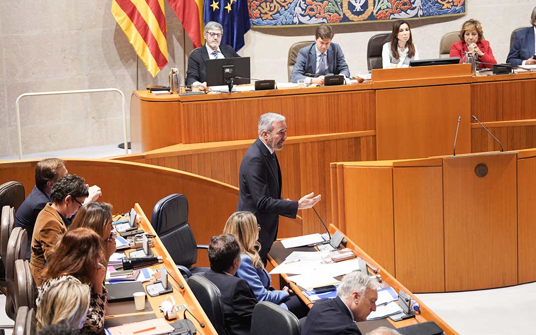 El presidente del Gobierno de Aragón, Jorge Azcón este viernes durante el pleno./CORTES DE ARAGÓN
