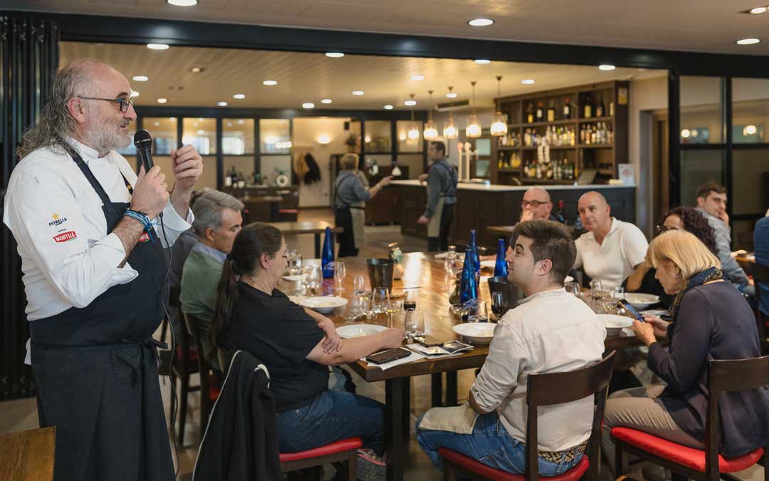 Momento de la comida durante las jornadas./ E.I.
