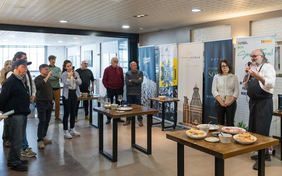 Momento de la presentación en las jornadas del Fesol de Beseit./ E.I.