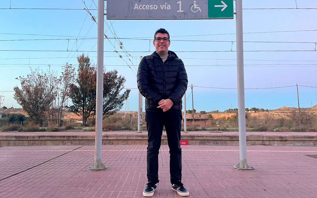 Jariod en la estación de tren de Caspe../ S.F.