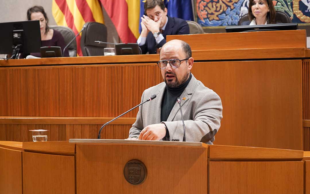 Imagen de archivo del portavoz del PAR, Alberto Izquierdo / Cortes de Aragón