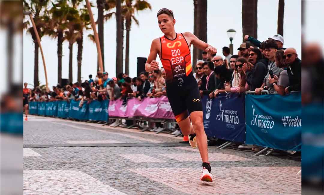 Izan Edo triatleta de la UA./ Izan Edo