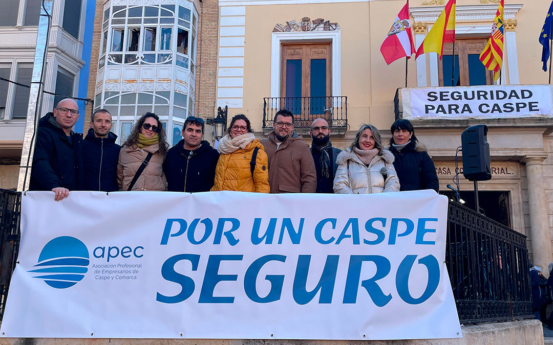 Concentración APEC Caspe seguridad ciudadana./ S.F.