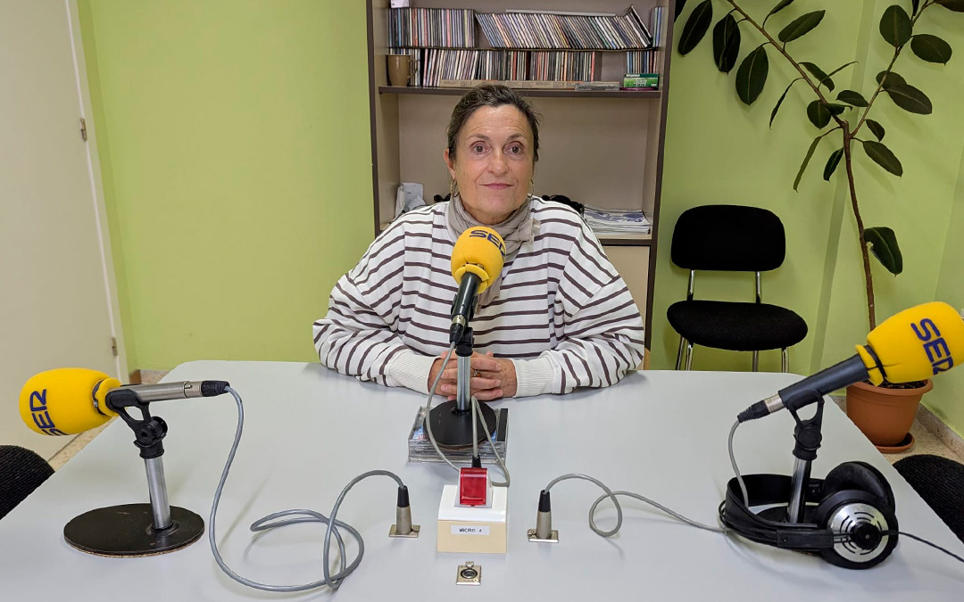 Cristina Bret en Radio Caspe./ S.F.