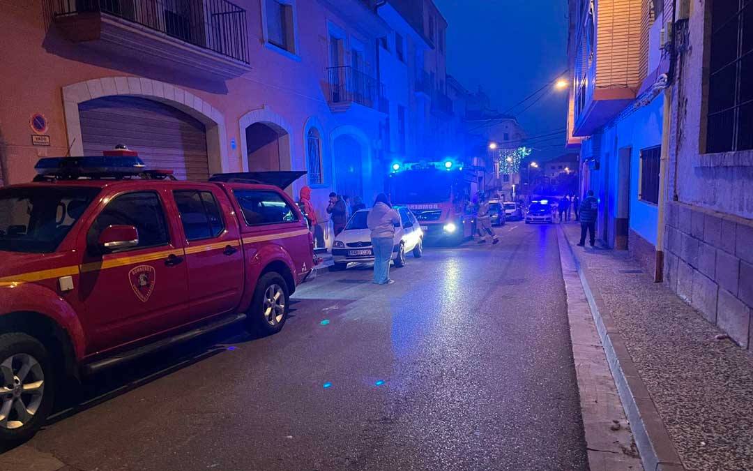Los efectivos de Caspe se trasladaron hasta el lugar del suceso./ DPZ