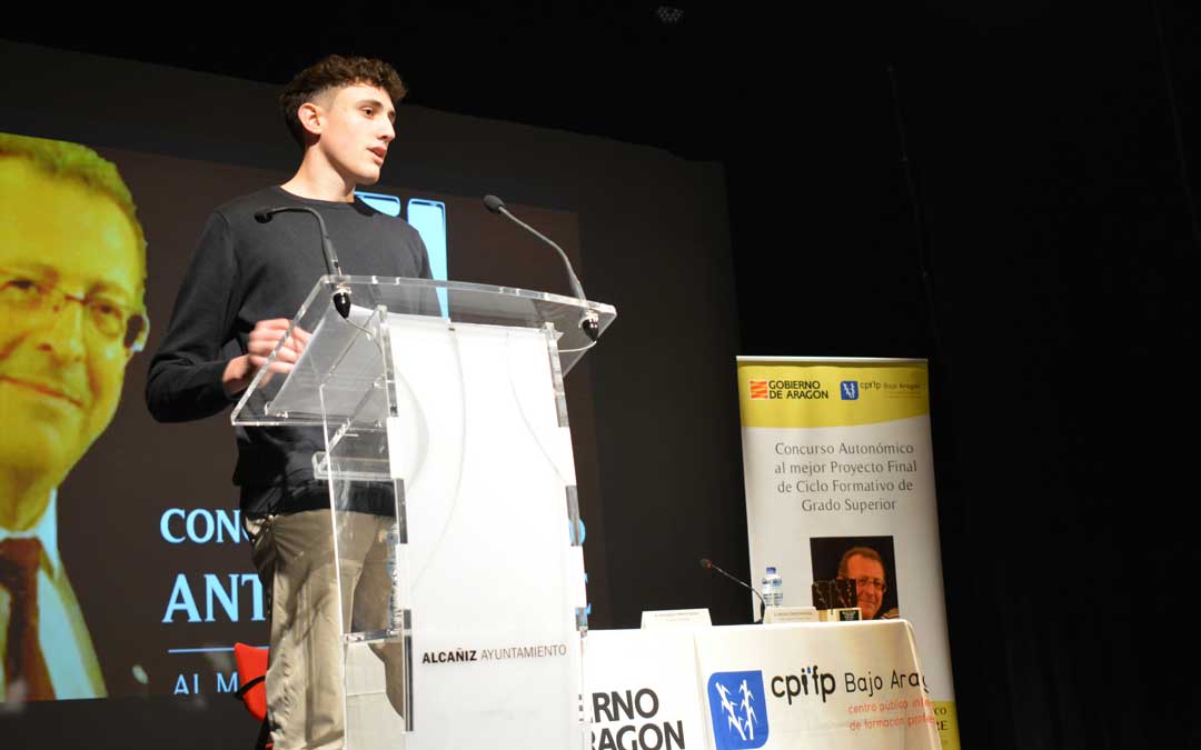 Óscar Blasco representó como finalista al CPIFP Bajo Aragón./ M.M.R.