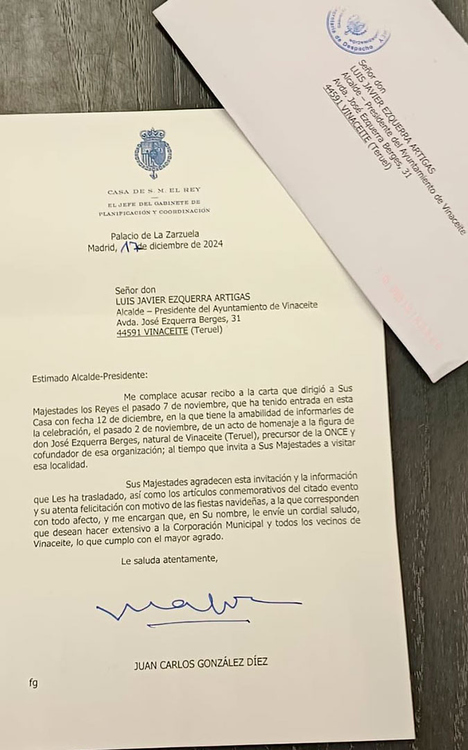 Carta recibida en Vinaceite procedente de la Casa de SM el Rey. / L.C.
