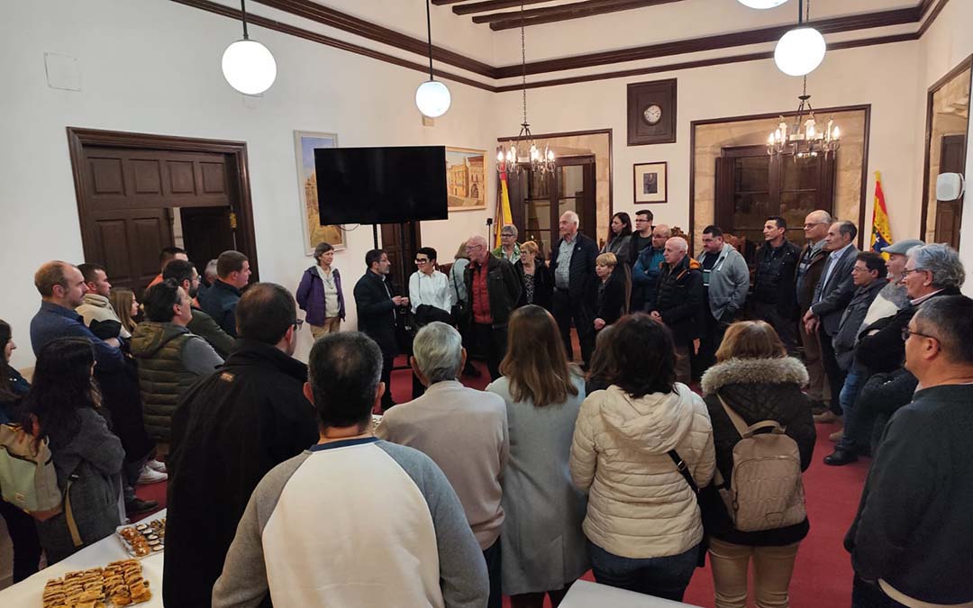 Recepción del Ayuntamiento Valderrobres al Comité de Hermanamiento de Lespignan / Ayto.