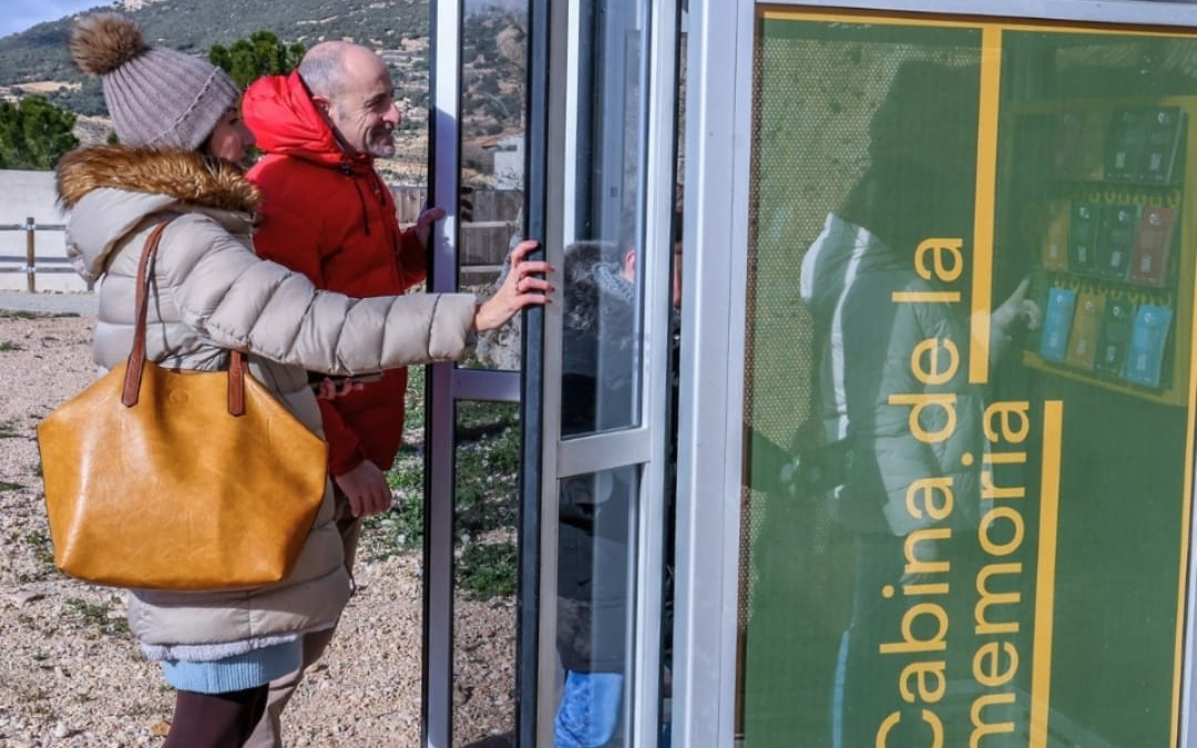 Tronchón impulsa la Cabina de La Memoria para sus visitantes