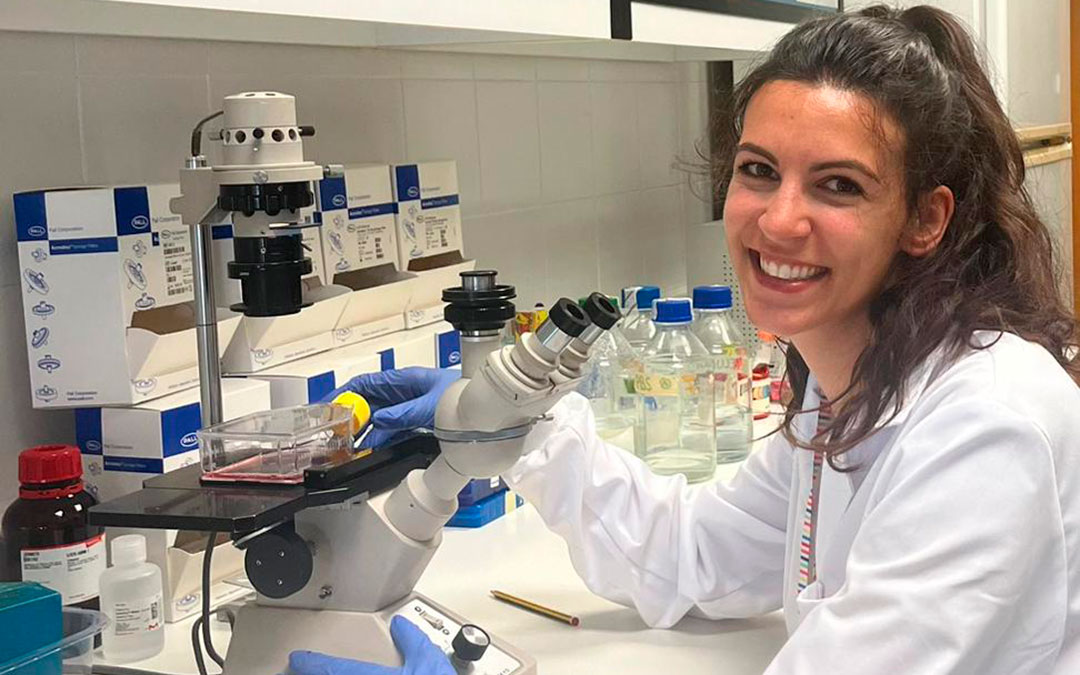 Raquel Íbáñez en el laboratorio. / Cristina Ripollés-Yuba / Francesco Iannucci