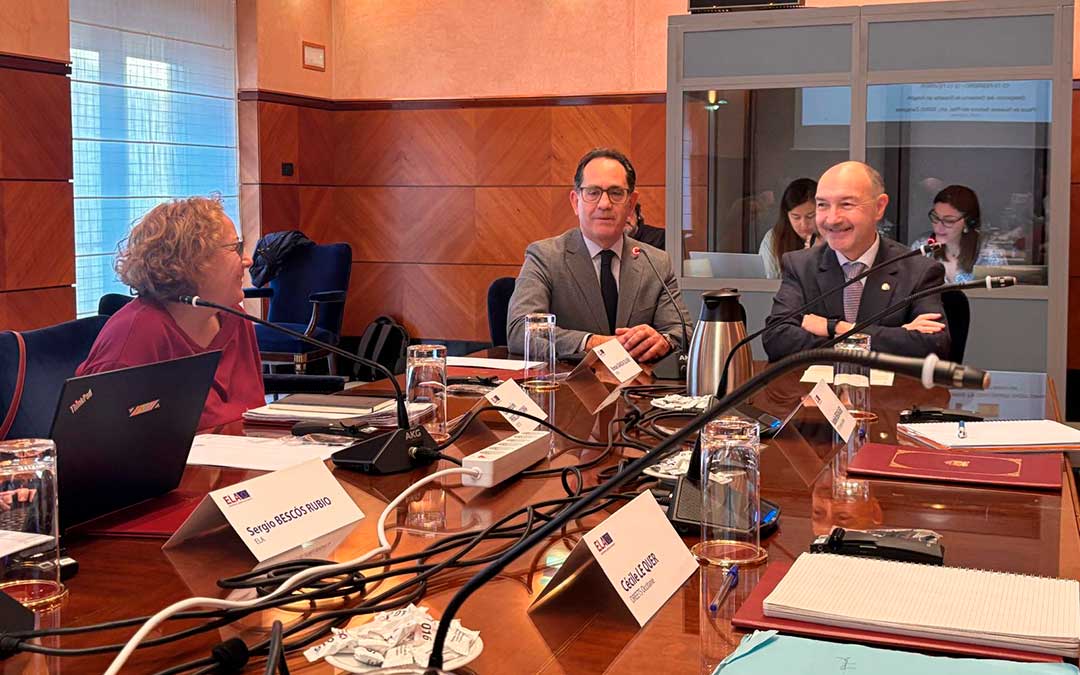 Beltrán este jueves en una reunión de inspectores / Delegación