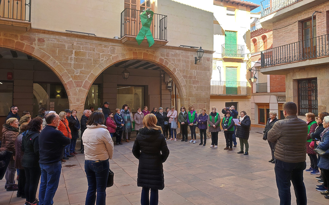 El manifiesto en Alcorisa también se leyó este martes en la plaza de Los Arcos./ L.C.