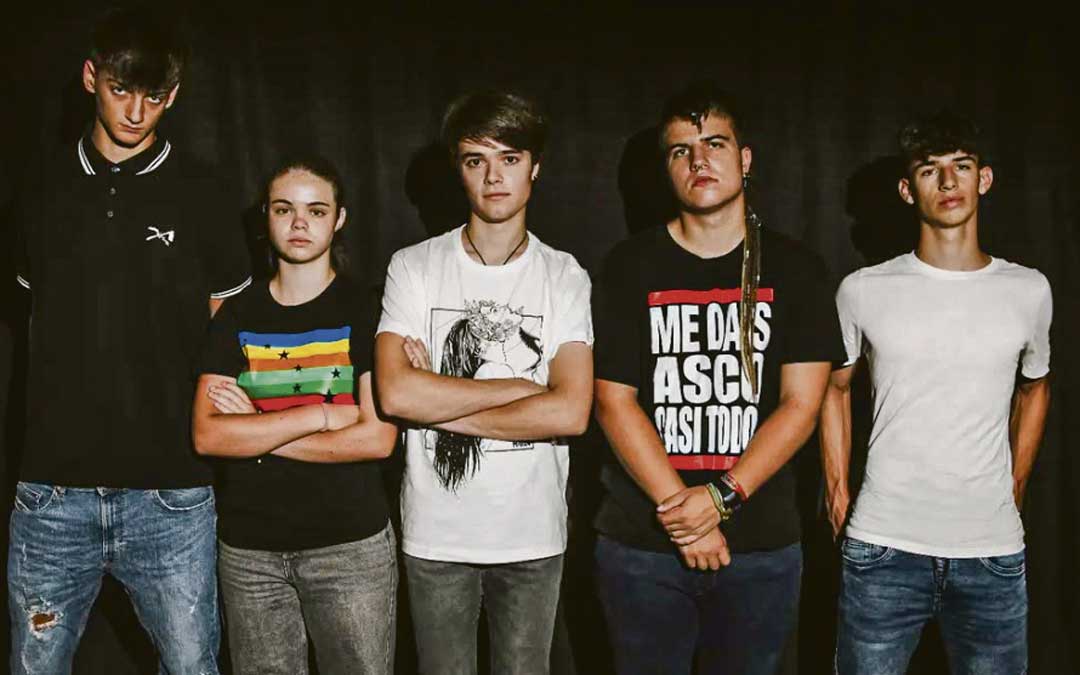 La banda valdealgorfana está cuarta en las votaciones y busca su lugar en el próximo Viña Rock./ Kalumnia