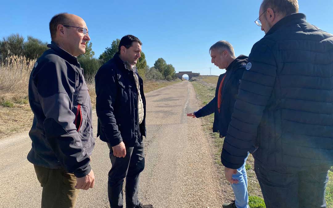 Visita con los técnicos de la DPT a la zona./ AYTO ALCAÑIZ