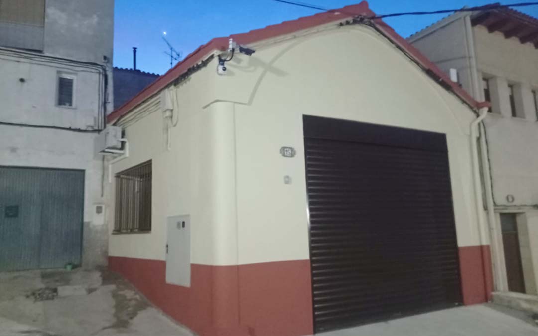 Fachada multiservicio Ráfales./AYTO