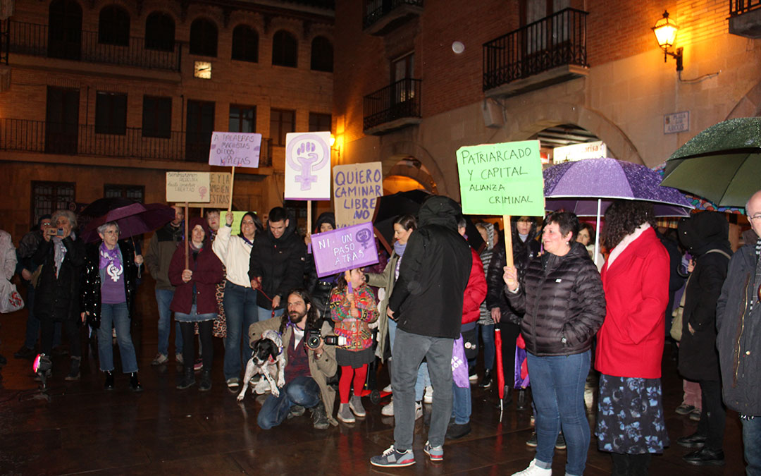Concentración en Alcorisa por el 8M. / B. Severino
