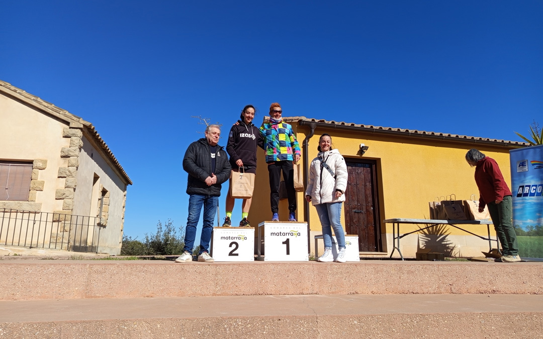Uno de los pódiums del Cross de la Comarca del Matarraña. / M.J Salvador