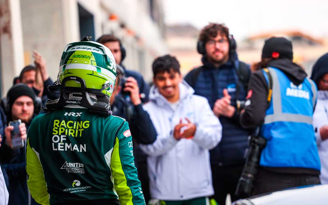 Imagen de las paradas en boxes en la Prototype Winter Series celebradas en Motorland Aragón./ MOTORLAND