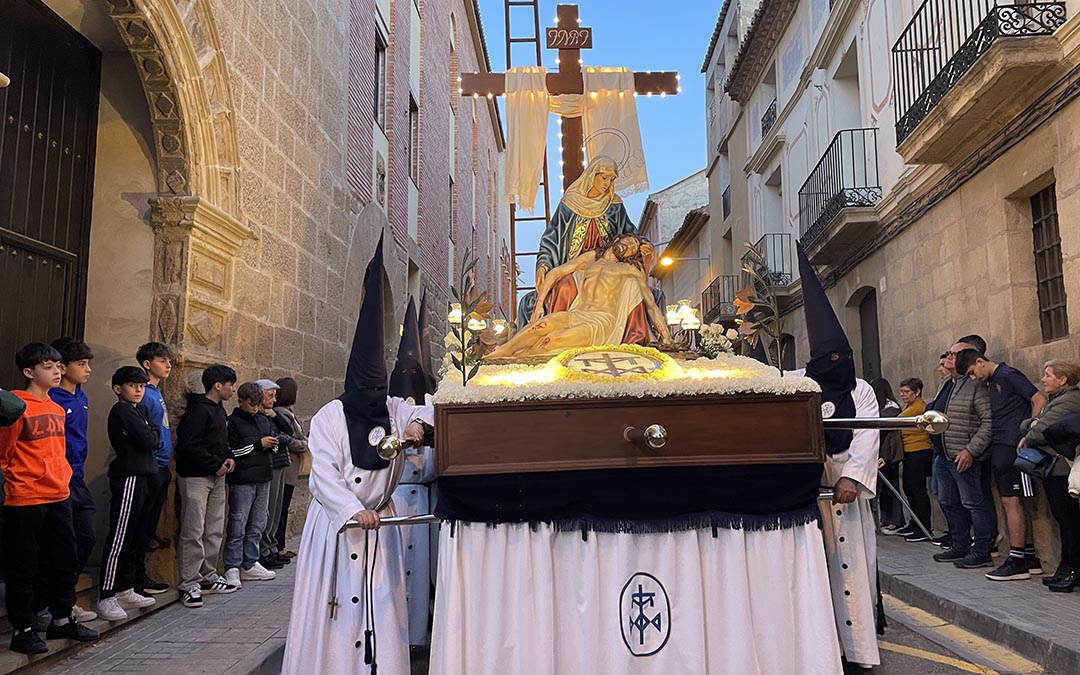 Procesión del Descendimiento Caspe 2025./ S.F.