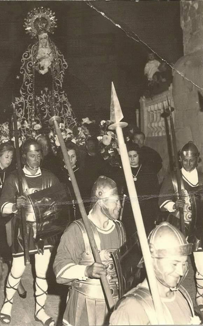 Santos Soro ‘El Pocho’, junto a Francisco El Ventero, delante; detrás, José Luis ‘El Loto’ y a la derecha, Manolo ‘El Tuna’. / Archivo familiar