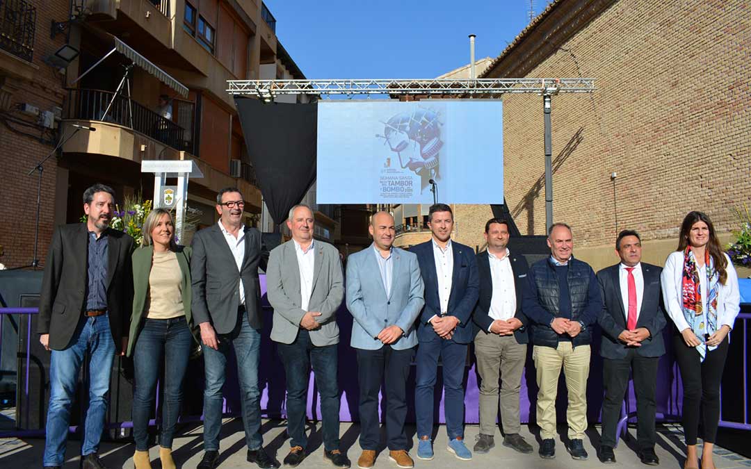 Momentos del acto de Exaltación de tambores y bombos este domingo./I.M.