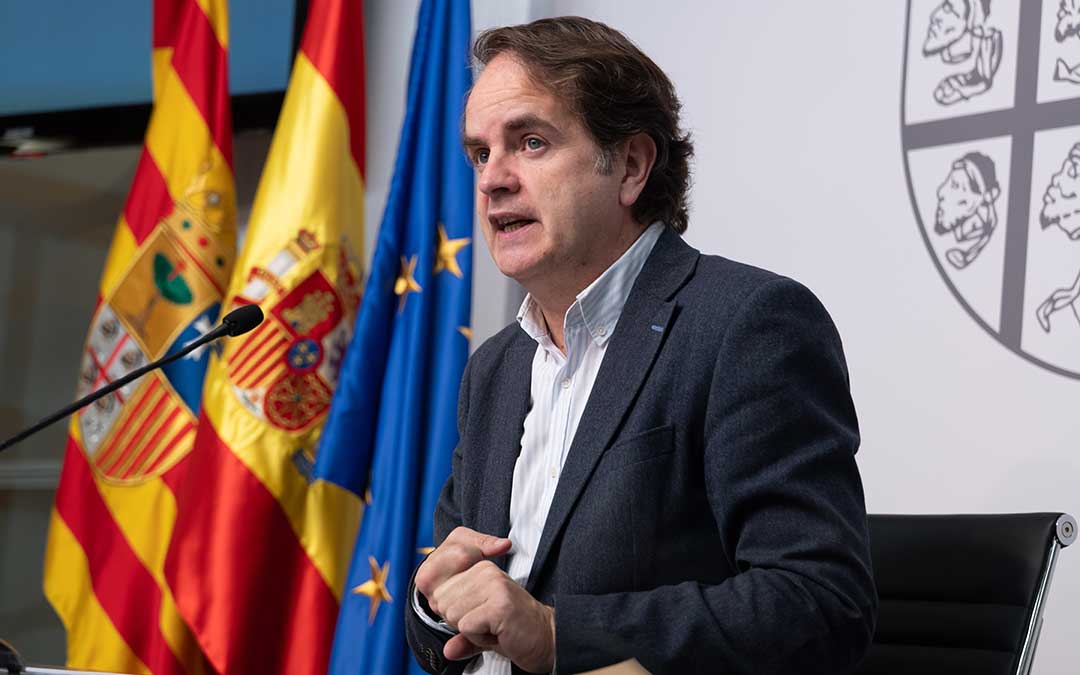 Roberto Bermúdez de Castro durante la rueda de prensa donde dio a conocer las alegaciones de Aragón al Sistema de Financiación Autonómica / Fabián Simón