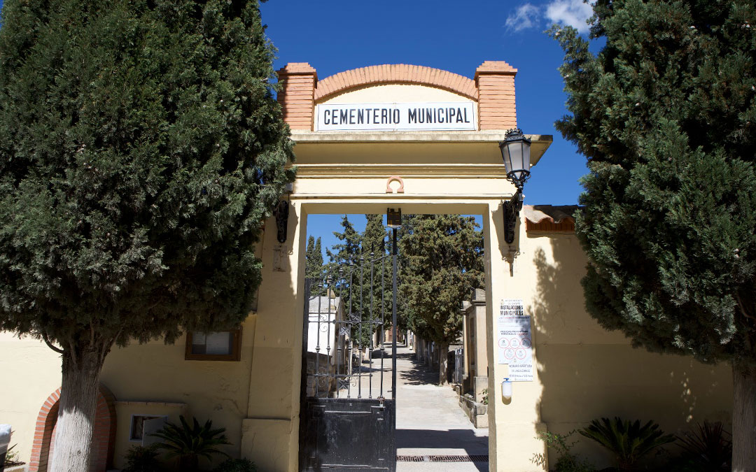 Cementerio municipal de Caspe./ L.C.