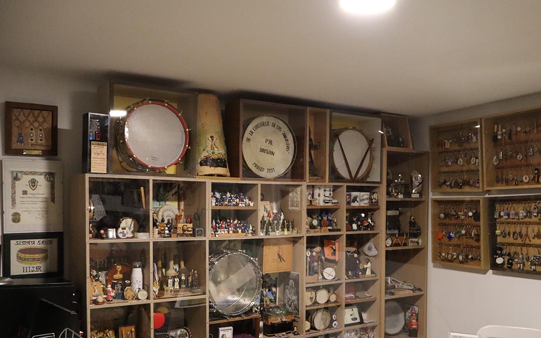 Detalles de la colección de Ferrer en Híjar./ M.M.R.