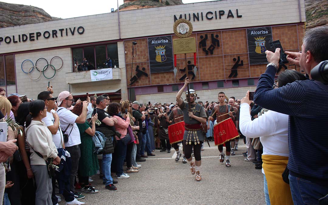 Drama de la Cruz de Alcorisa / L. Castel
