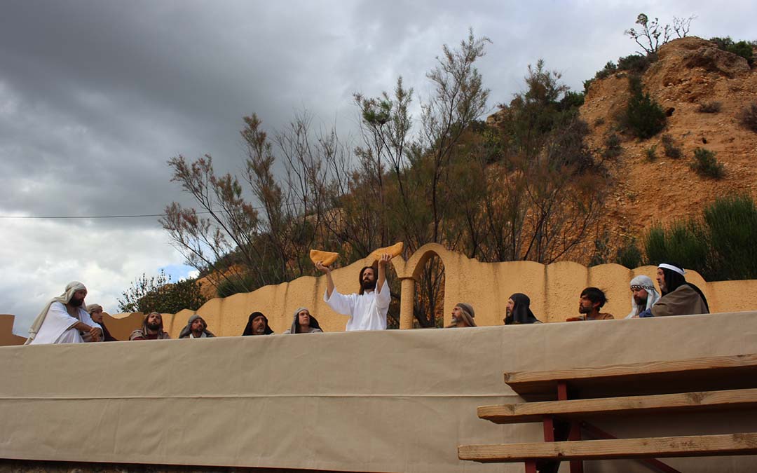Drama de la Cruz de Alcorisa / L. Castel