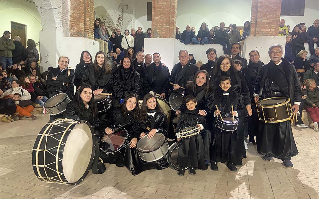 La familia del Castillo minutos previos a Romper la Hora, el pequeño de la casa, por primera vez./ A.Z.