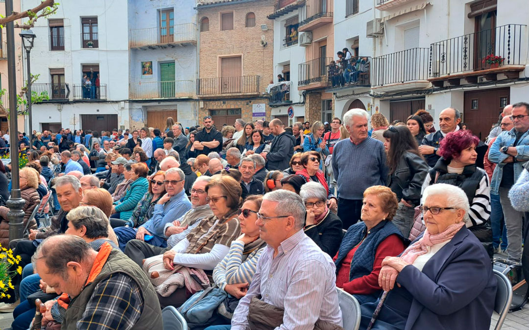 Lleno en el pregón de Albalate celebrado durante la tarde del sábado. / Carlos Gómez