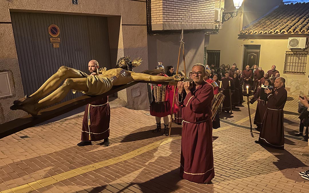 Procesión del Silencio por el casco histórico de Caspe./ S.F.