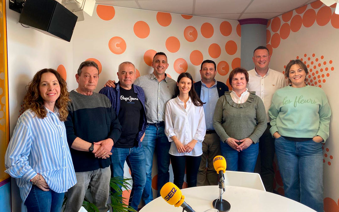 Programa especial desde los estudios centrales de Alcañiz con motivo de la Semana Santa. / LA COMARCA