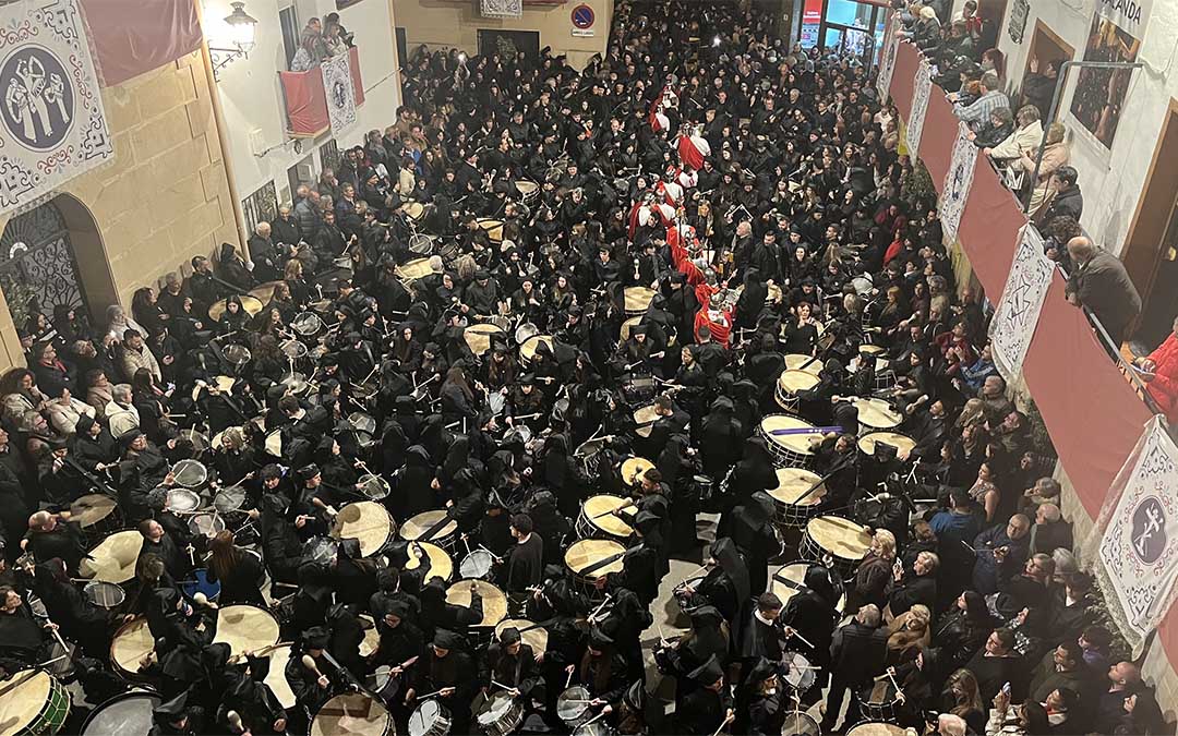 Acto de Romper la Hora en Samper de Calanda./ L.C.